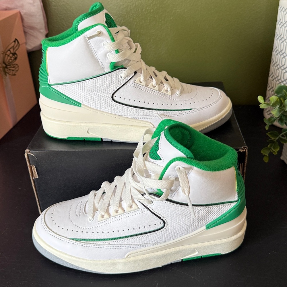 Jordan Retro 2 “Lucky Green” 5y GS